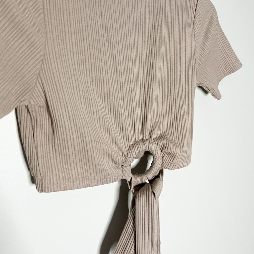 NWOT MINKPINK Nima Ring Cropped Top (Size Small) - Picture 2 of 6